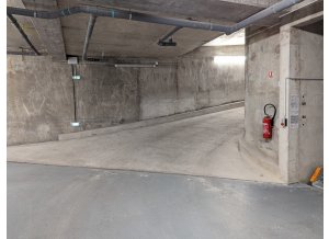 Place de parking à louer : 100 Avenue Du Général De Gaulle, 92130 Issy-les-Moulineaux, France