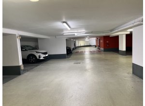 Place de parking à louer : 9 Place Kléber, 67000 Strasbourg, France