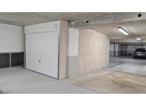 Place de parking à louer : 6 Rue Serpis, 92140 Clamart, France