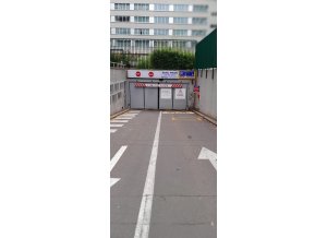 Place de parking à louer : 20 Avenue De Suffren, 75015 Paris, France