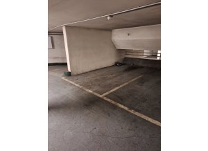 Place de parking à louer : 46 Rue Des Francs Bourgeois, 75003 Paris, France